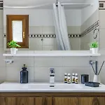 Margini, Private Pool & Sea View * Скопелос