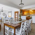 Margini, Private Pool & Sea View Вилла