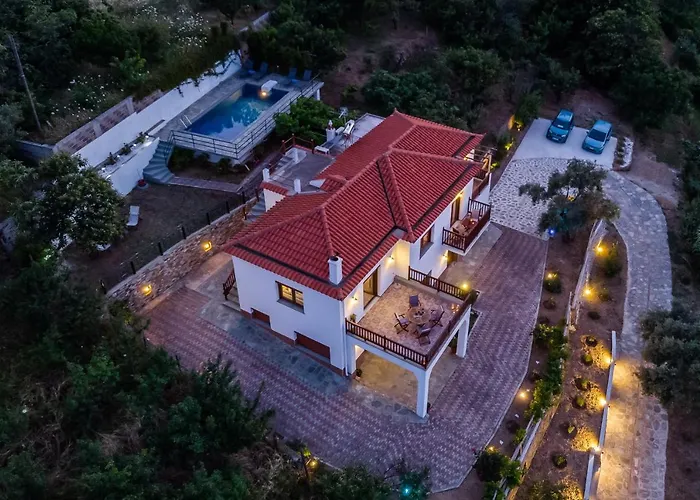 Margini, Private Pool & Sea View 스코펠로스 타운