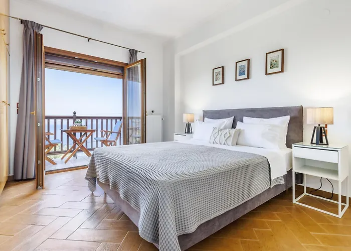 Margini, Private Pool & Sea View 빌라