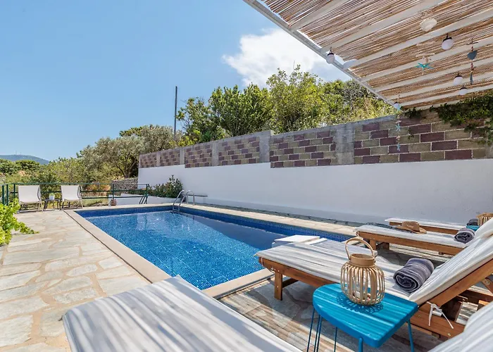 Margini, Private Pool & Sea View 빌라 *