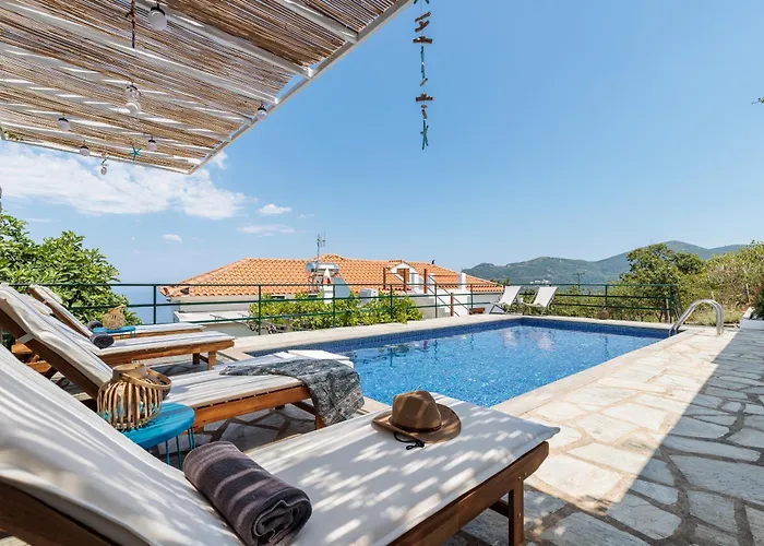 Margini, Private Pool & Sea View